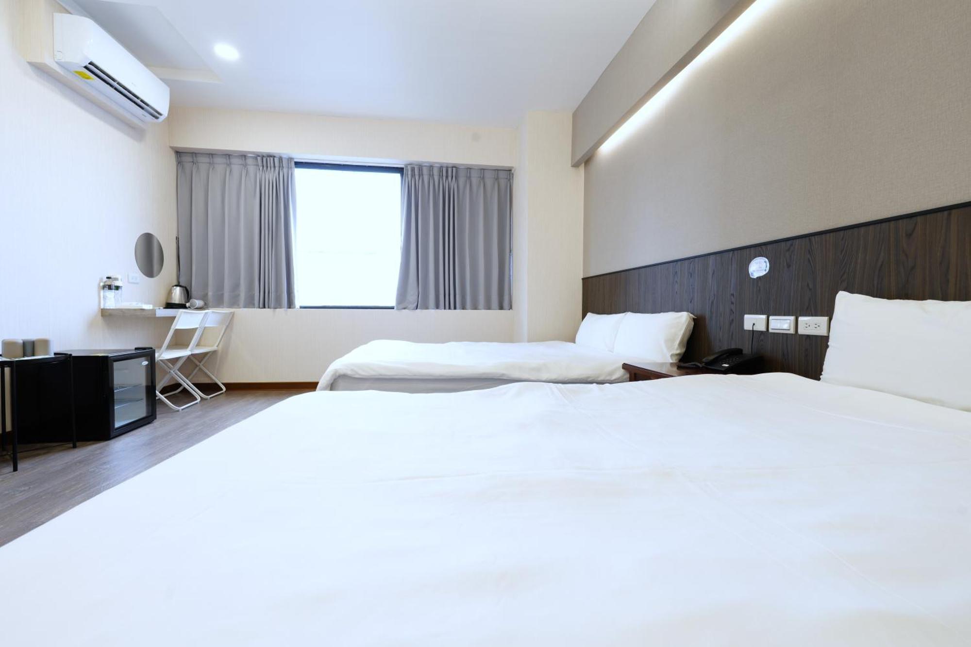 Kings Hotel Yilan Eksteriør bilde