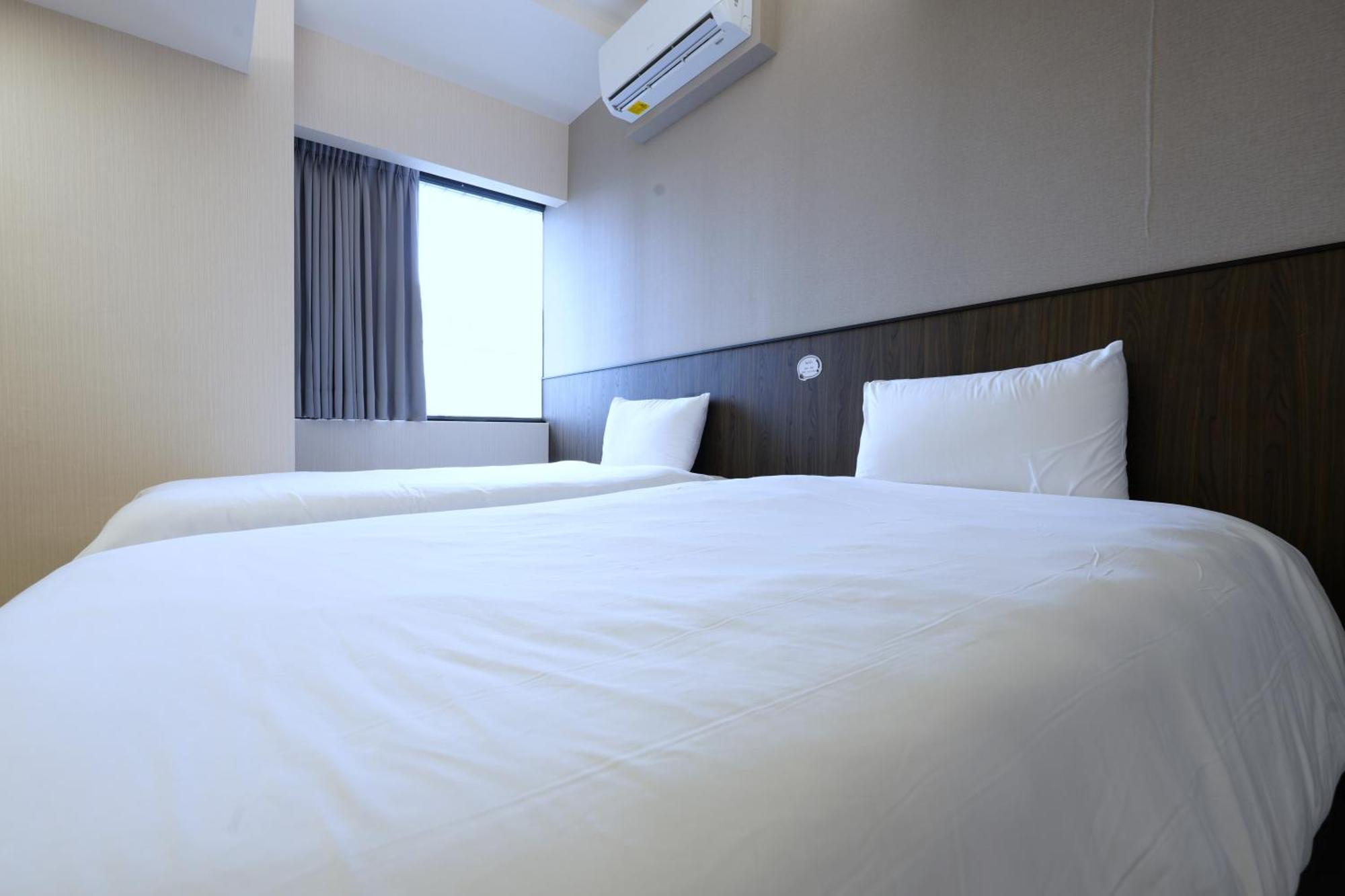 Kings Hotel Yilan Eksteriør bilde