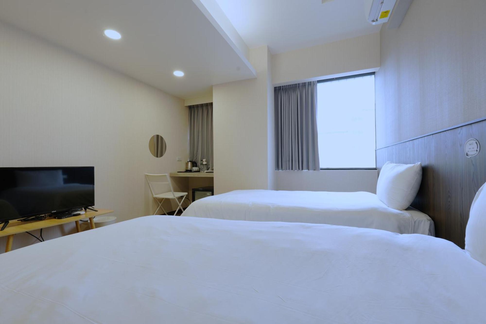 Kings Hotel Yilan Eksteriør bilde